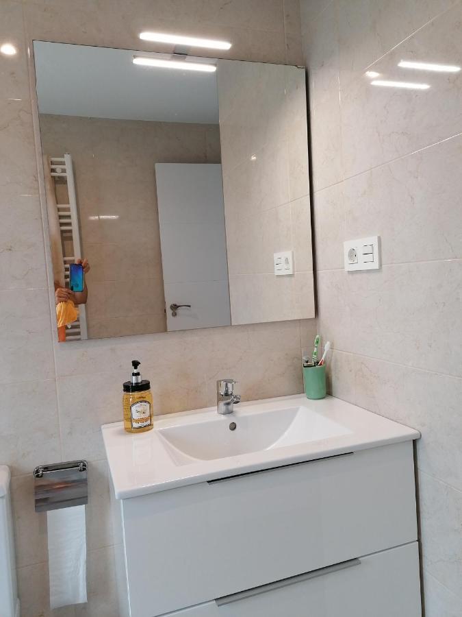 Luminoso Apartamento En Circulo Miramar Luanco Luaran gambar